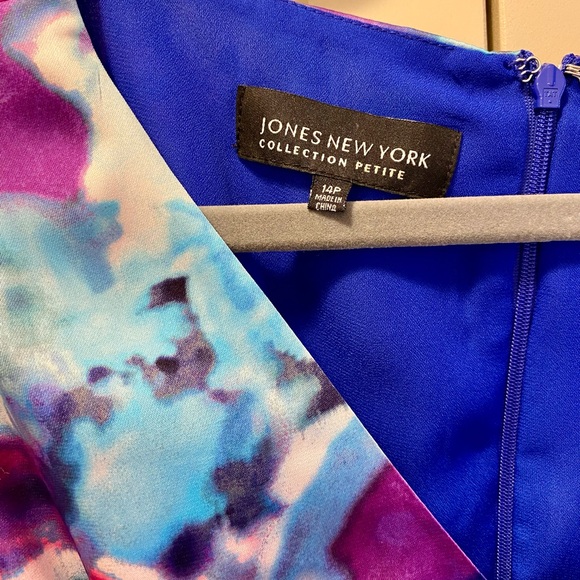 Jones New York Petite Watercolor Floral Dress - Picture 5 of 6